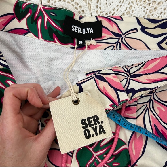 SER.O.YA Bree swim short in tropical palm print, XL - Picture 3 of 11